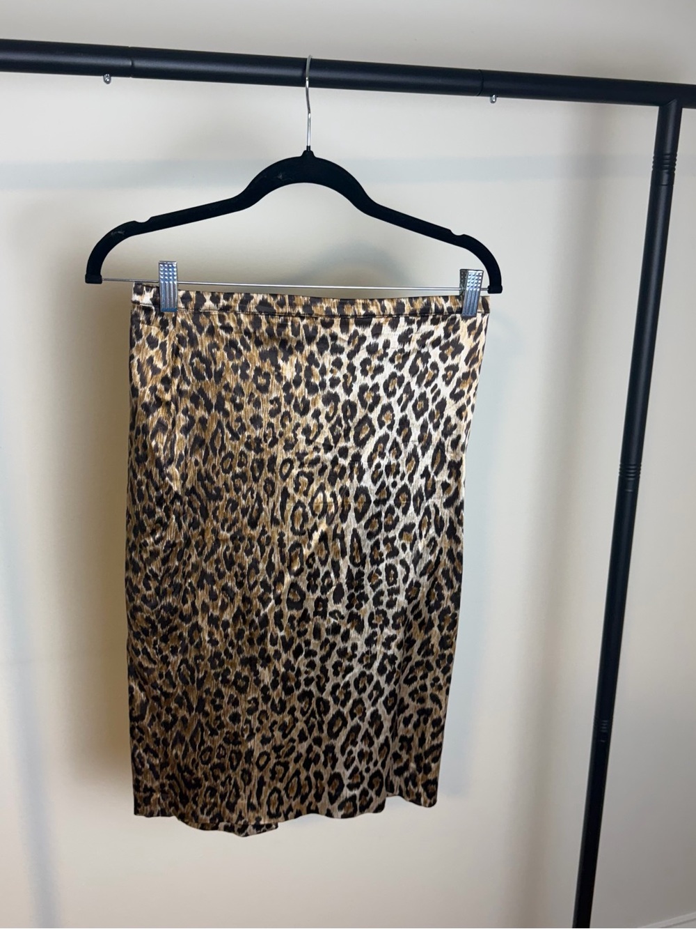 Dolce & Gabbana Leopard-Print Satin Pencil Skirt - Tan & Black